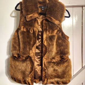 rlz faux fur vest, New condition.  Size Medium. Mocha brown color